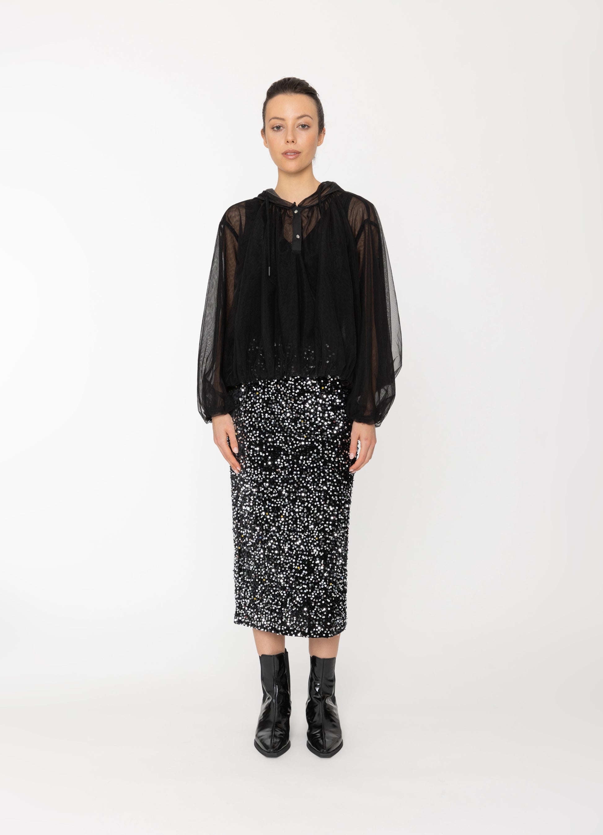 Chelsea Top in Check Blacklist women's top NZ