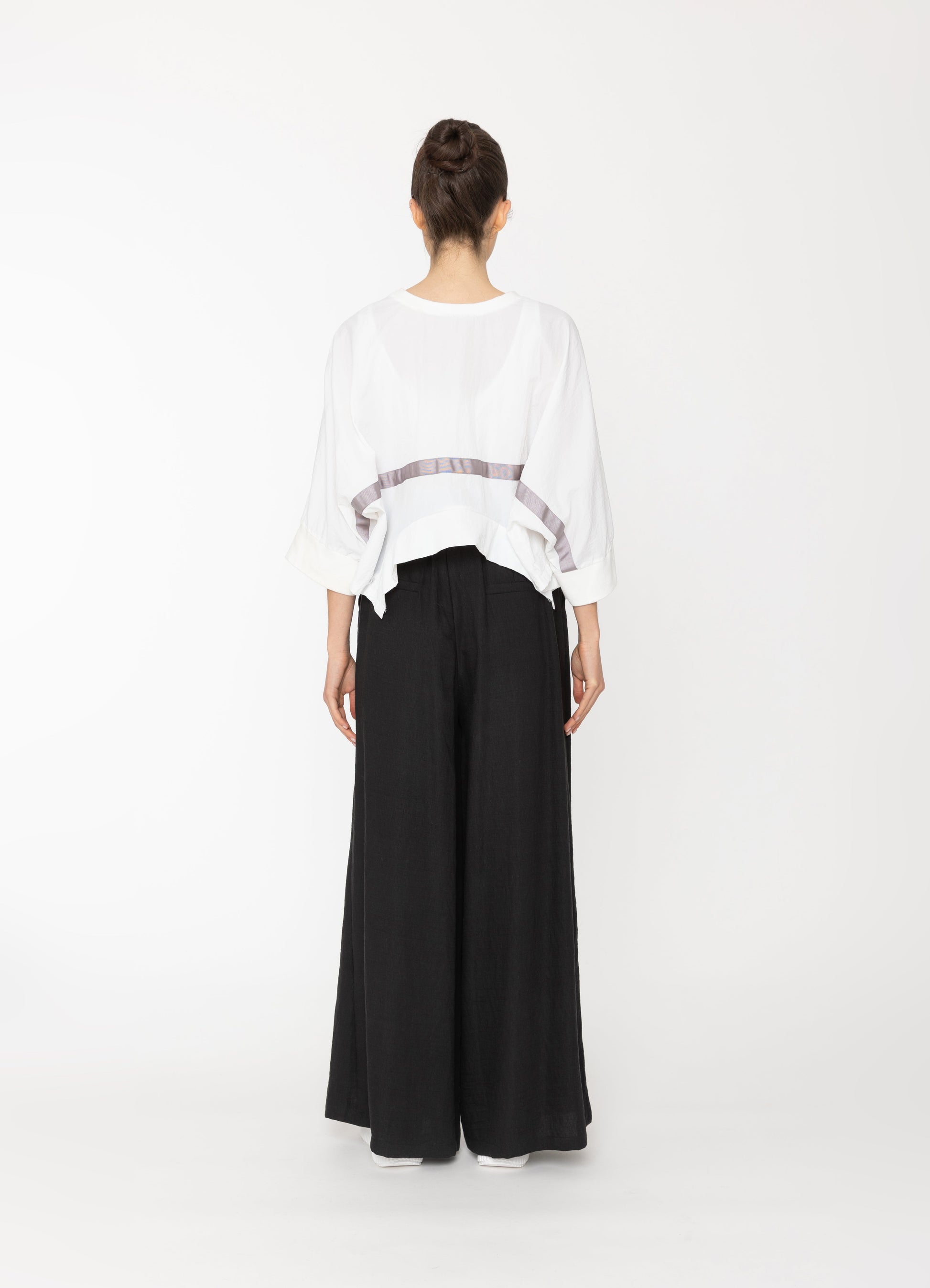 Yve Top in White Blacklist women's top NZ