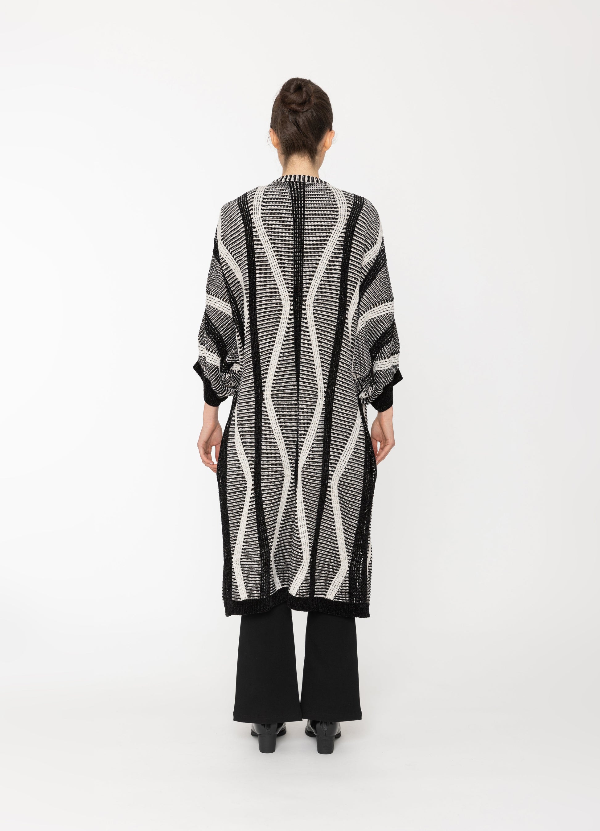 Zale Cardigan in Black + White Blacklist women's cardigan NZ