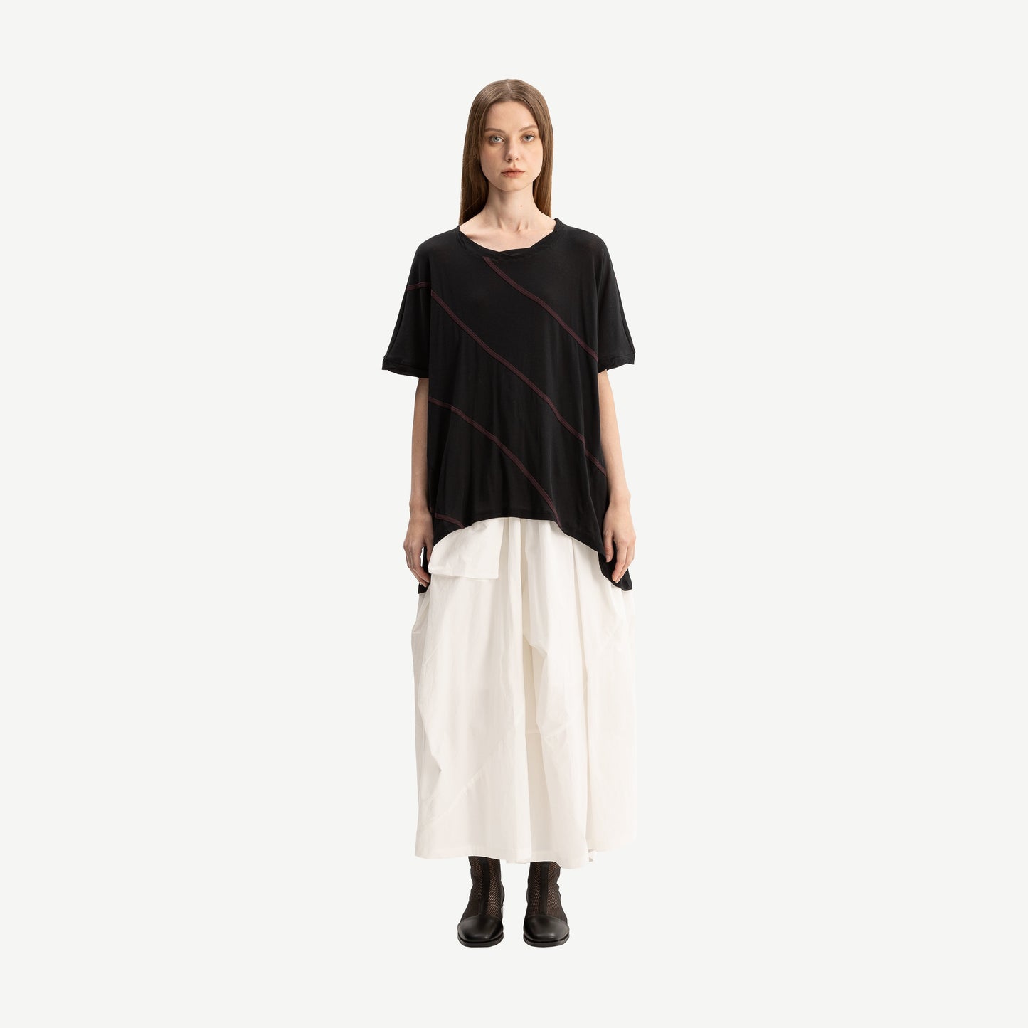 Isa Tee